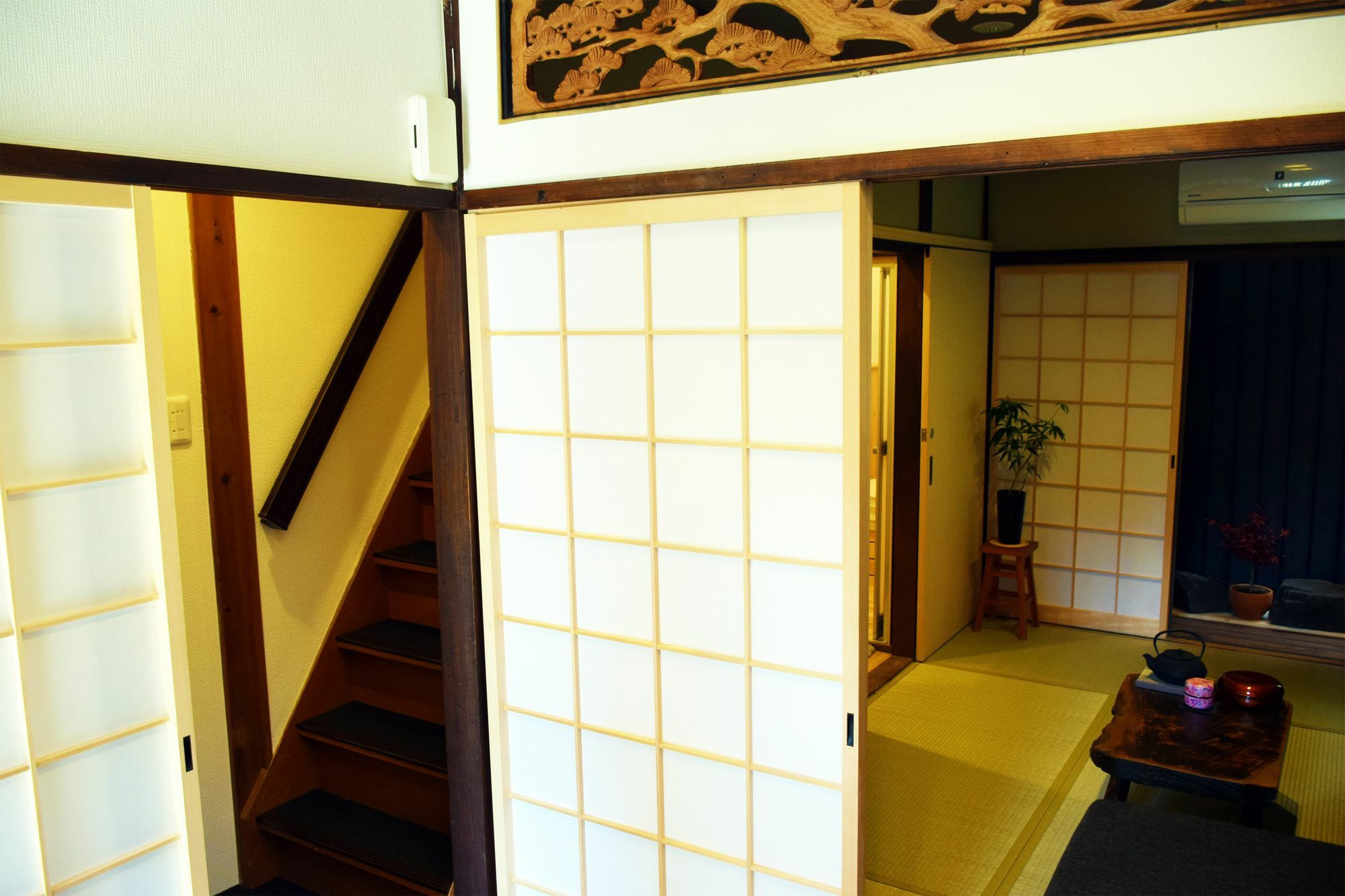 Guesthouse Hanamiya Киото Экстерьер фото